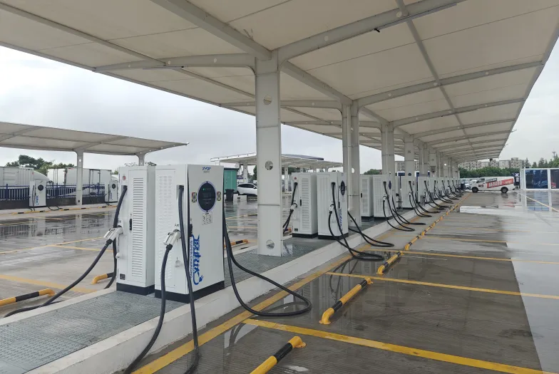 XYDF dc fast charger in parking lots of Ningbo airport
